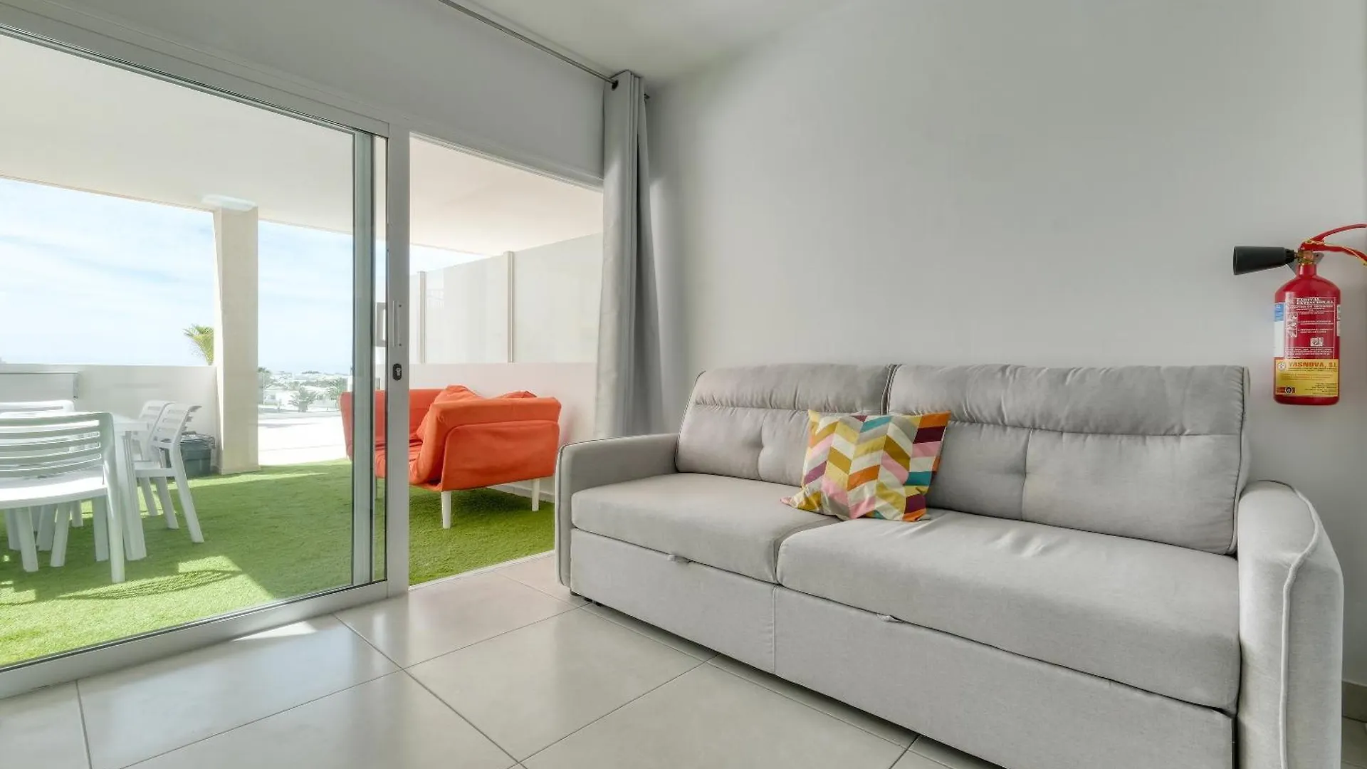 Monarca House, Senator Apartment Costa Teguise