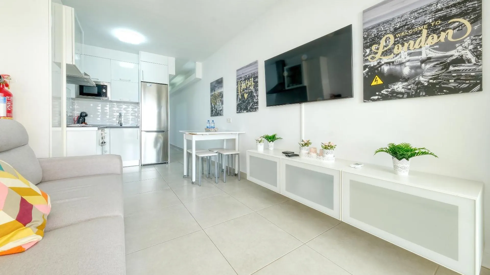 Monarca House, Senator Apartment Costa Teguise